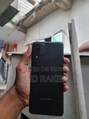 Samsung Galaxy A12 64 GB Black
