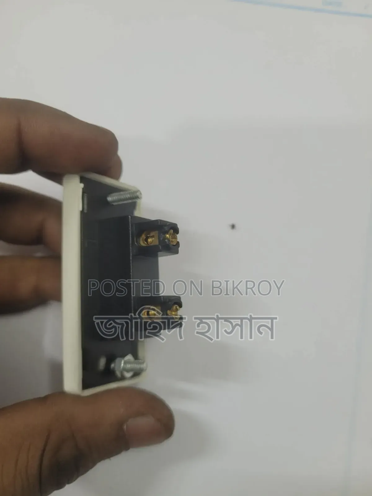 সুইচ,সকেট,রেগুলেটর,ফিউজ