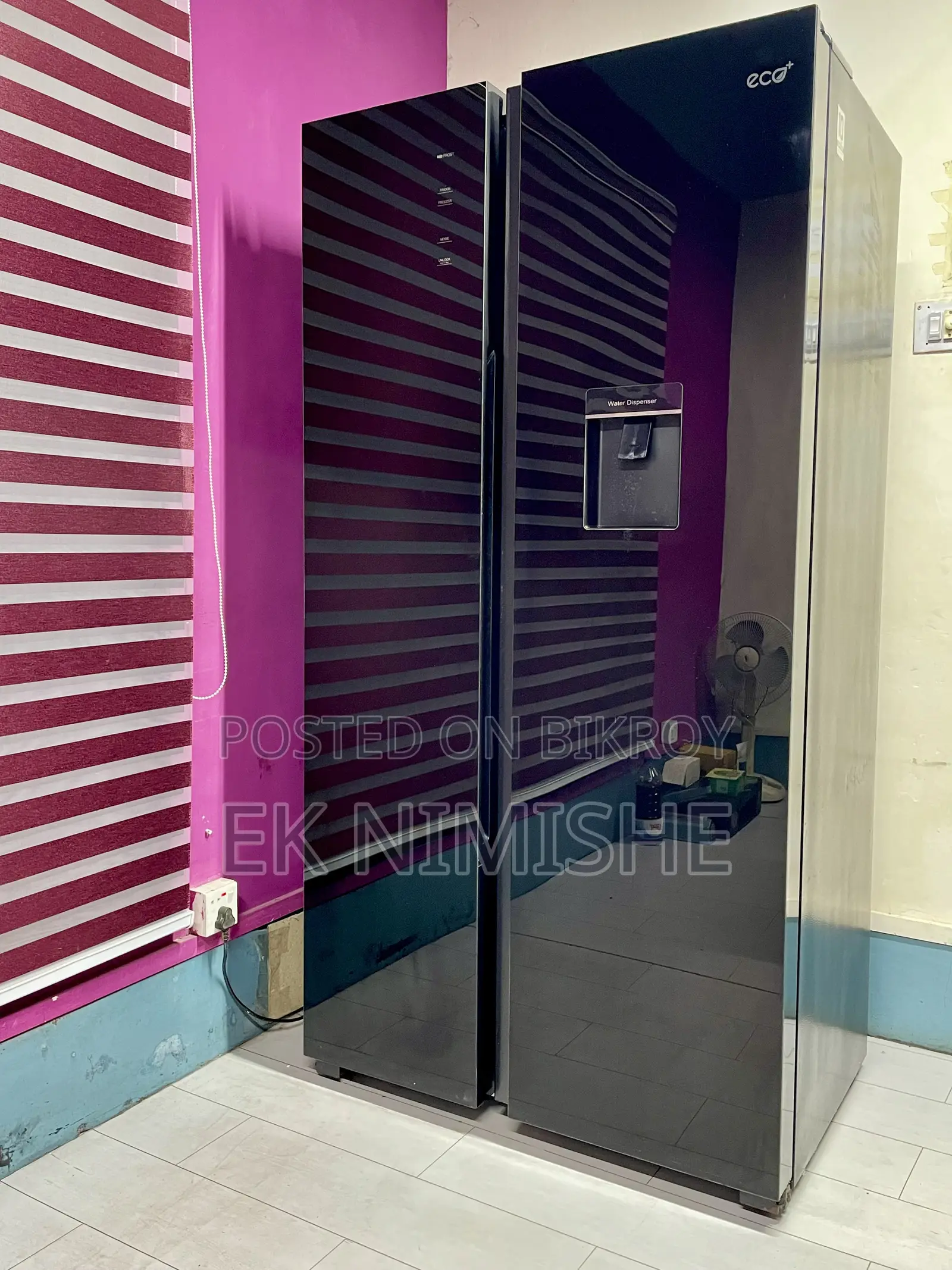 ইকো প্লাস সাইড-বাই-সাইড গ্লাস ডোর রেফ্রিজারেটর।
