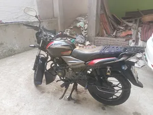 বাজাজ ডিসকভার ১১০ ২০২১ ব্ল্যাক