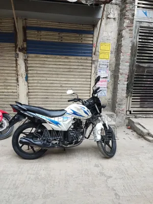 Suzuki Hayate 2017 White