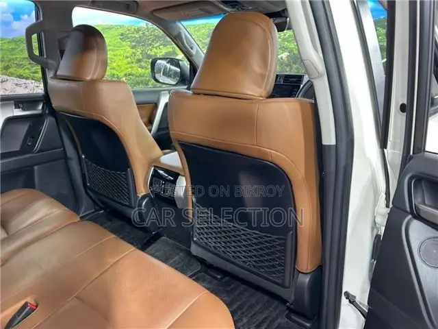 Toyota Land Cruiser Prado 2.7 2021 Pearl