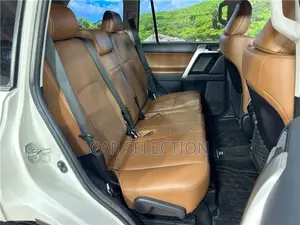 Toyota Land Cruiser Prado 2.7 2021 Pearl