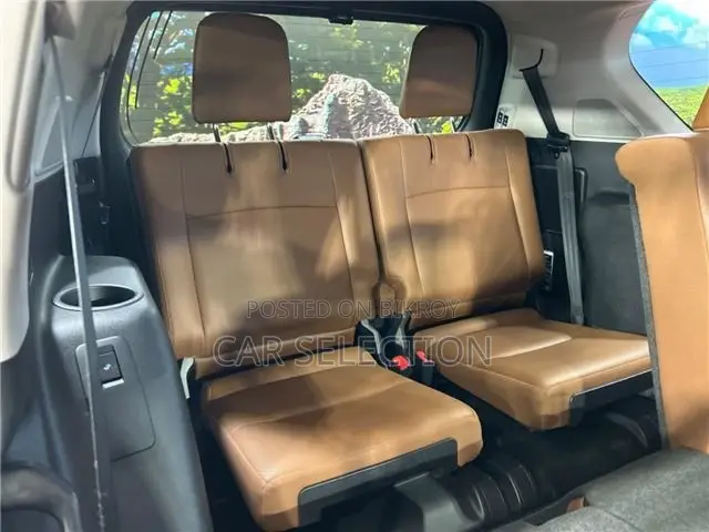 Toyota Land Cruiser Prado 2.7 2021 Pearl