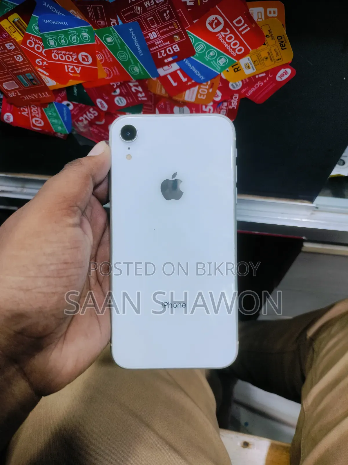 Apple iPhone XR 128 GB White