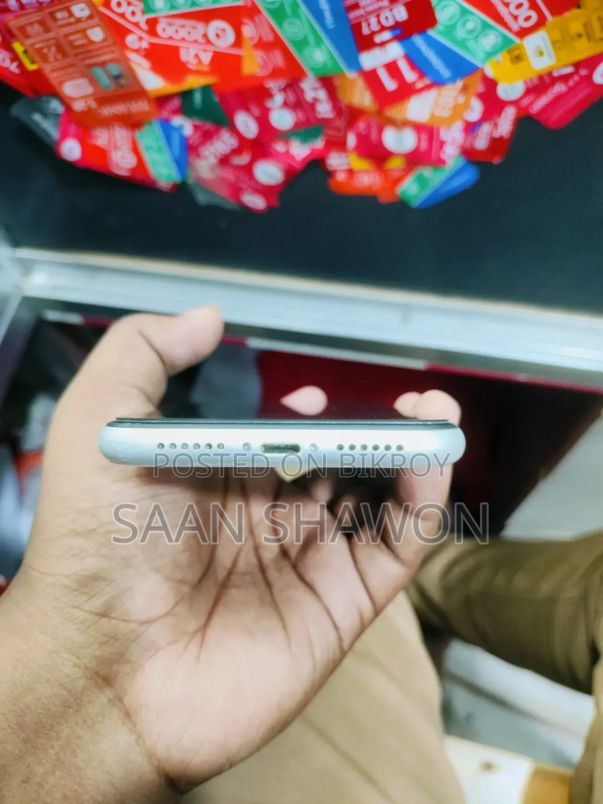 Apple iPhone XR 128 GB White