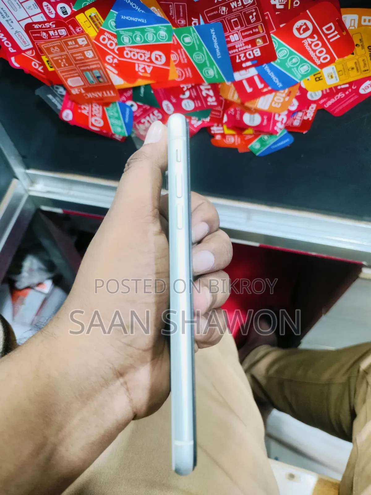 Apple iPhone XR 128 GB White