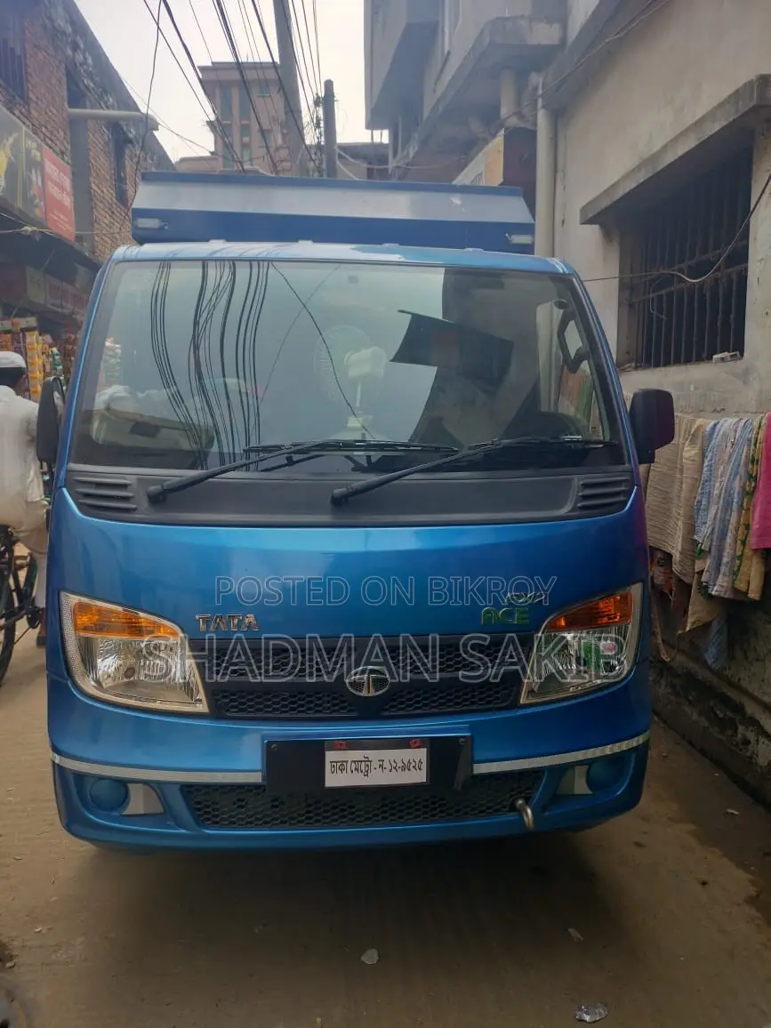 Tata Ex-02 Covered Van, Model-2024