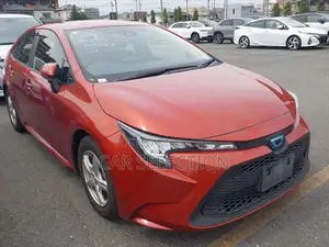 Toyota Corolla 2021 Orange
