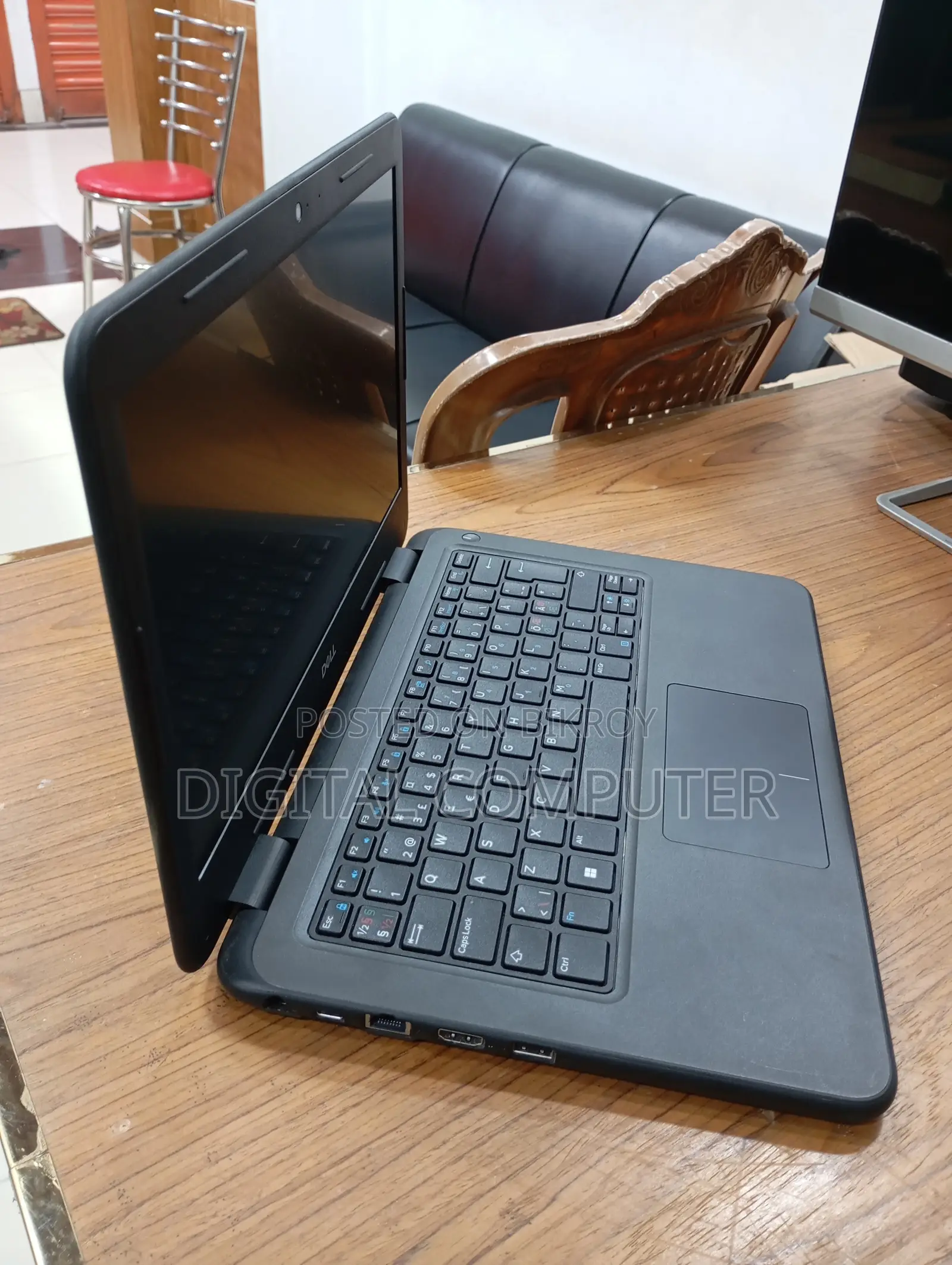 Laptop Dell Latitude 3310 8GB Intel Core i3 SSD 256GB