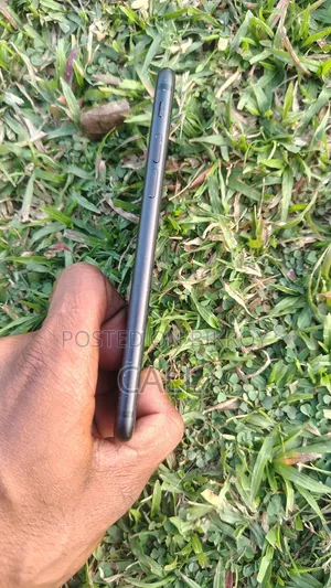 অ্যাপল আইফোন ৭ ৩২ জিবি ব্ল্যাক