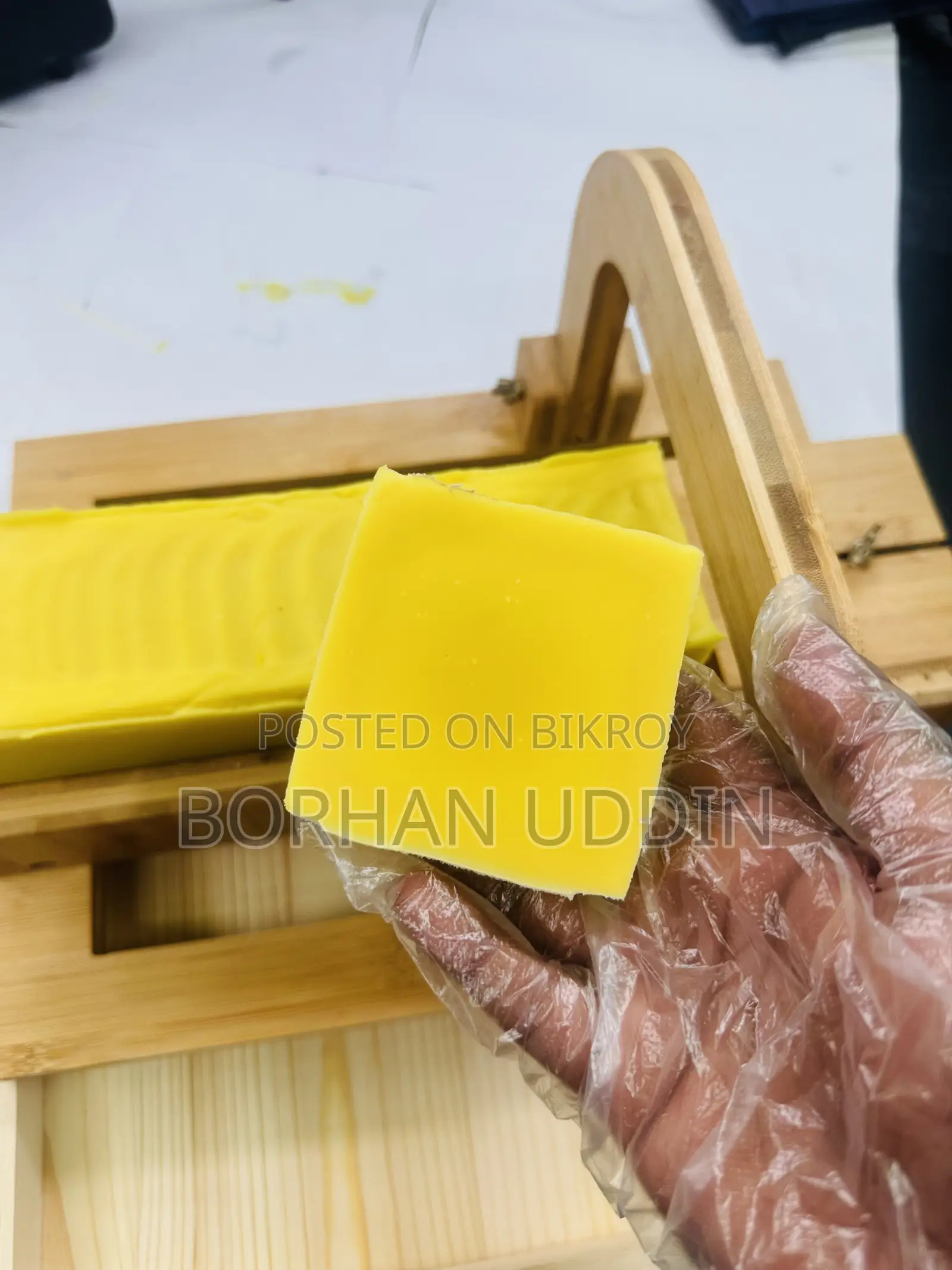 Luxury Saffron Goat Milk Beauty Bar