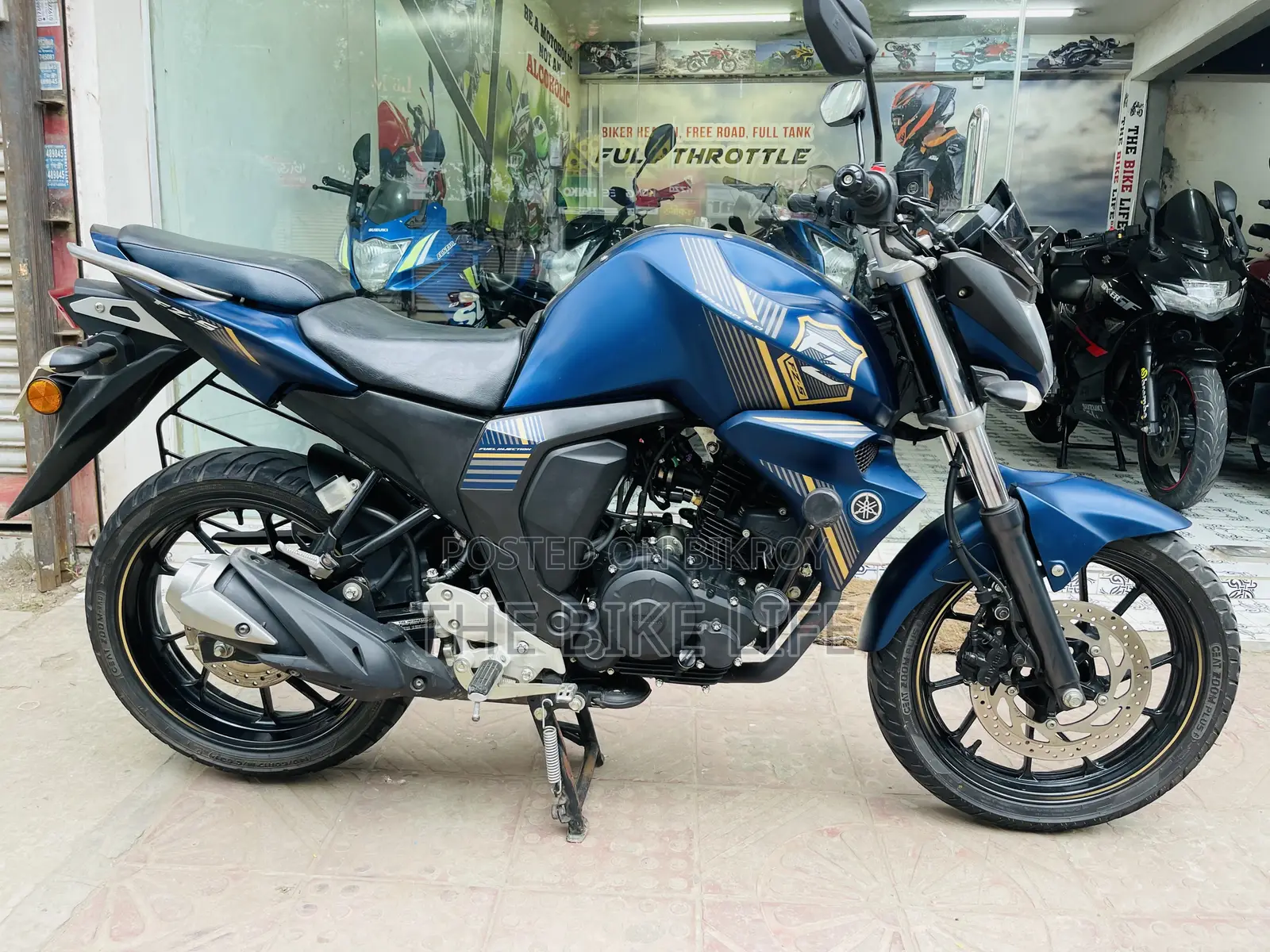 ইয়ামাহা এফজেডএস ভি২ ২০২২ ব্লু