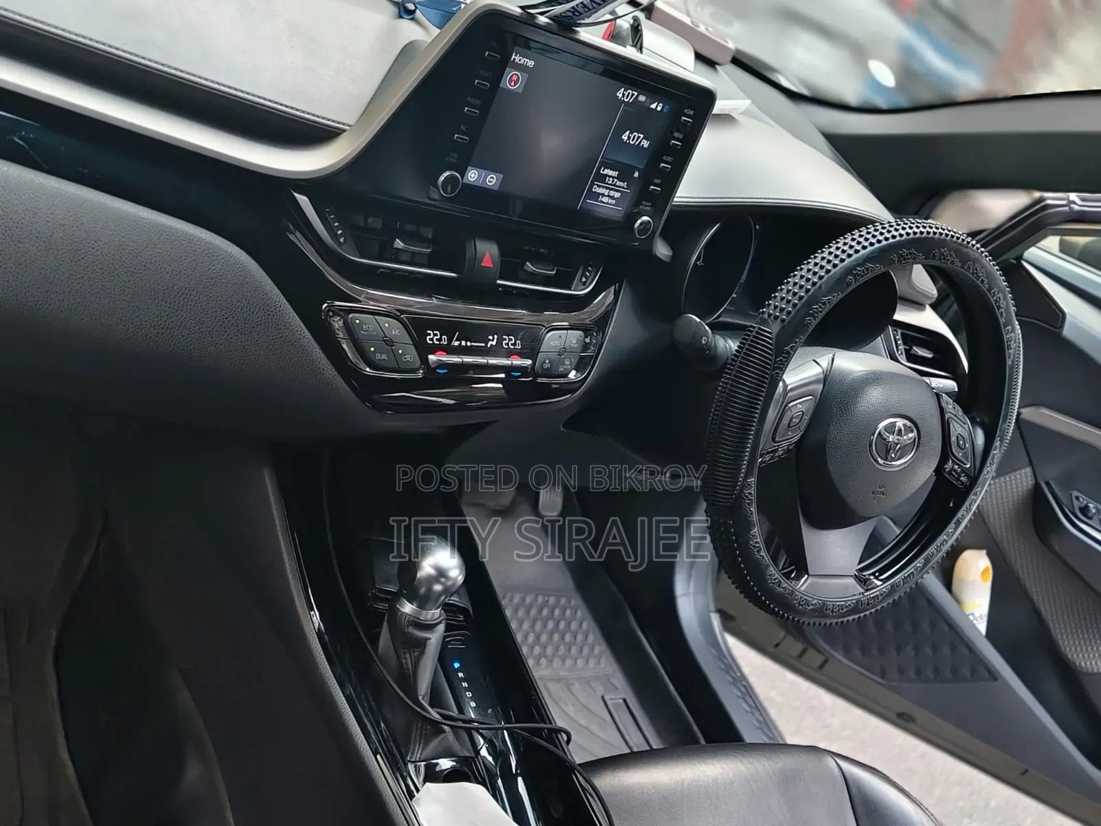 Toyota C-HR LE Front-Wheel Drive 2019