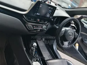 Toyota C-HR LE Front-Wheel Drive 2019