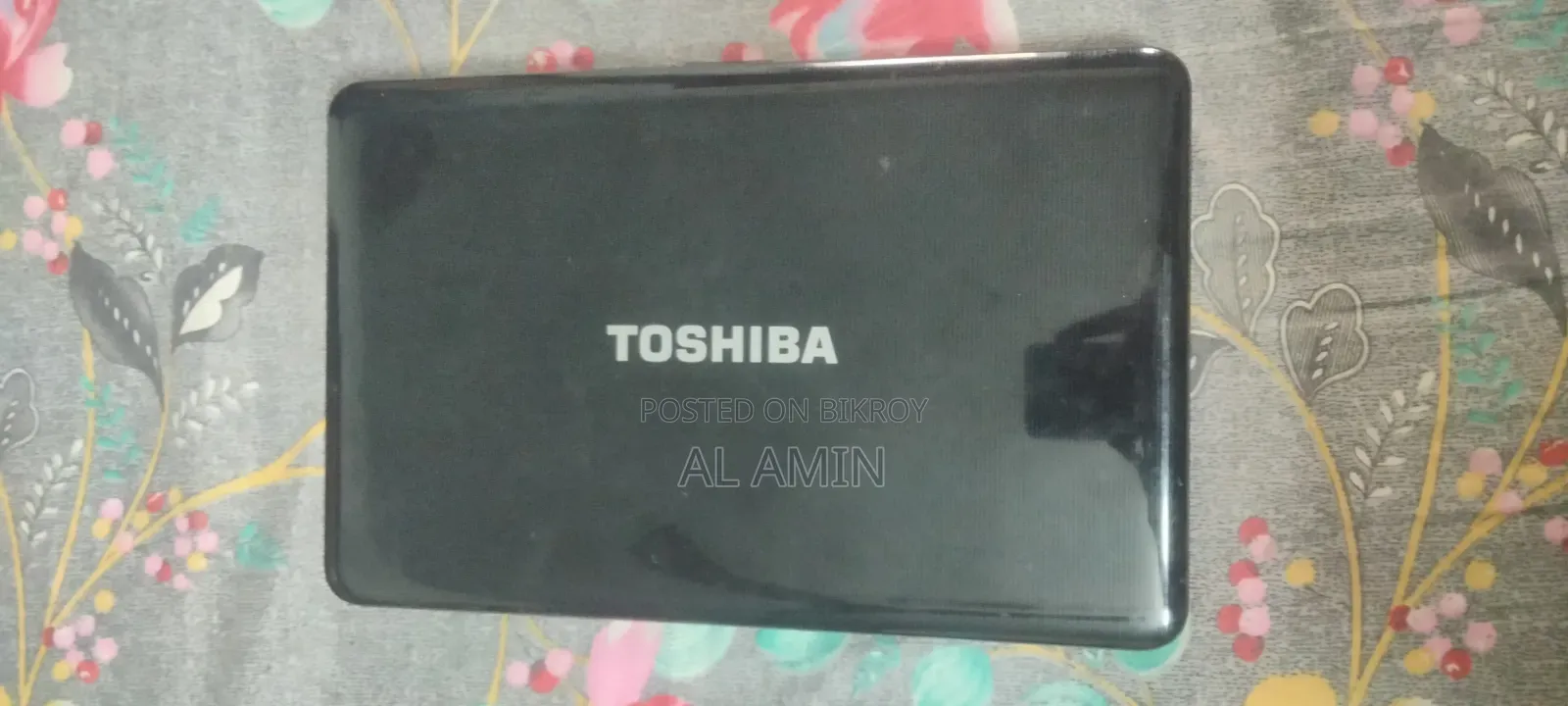 Laptop Toshiba Satellite C850 4GB Intel Core i3 HDD 128GB