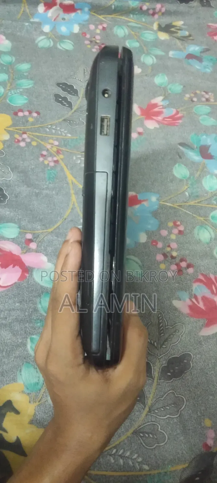 Laptop Toshiba Satellite C850 4GB Intel Core i3 HDD 128GB
