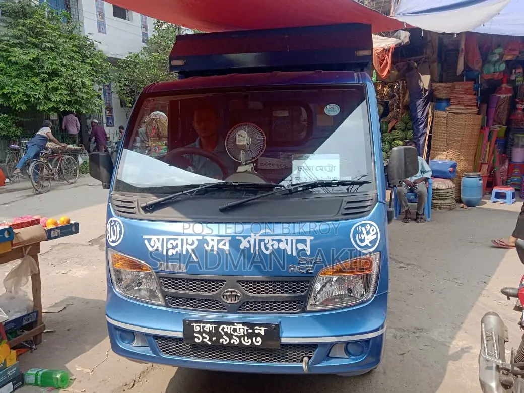 টাটা এক্স-০২ মিনি কভার্ড ভ্যান, মডেল-২০২৪
