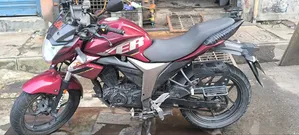 নতুন সুজুকি জিক্সার ২০১৫ রেড