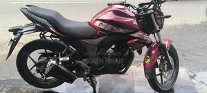 নতুন সুজুকি জিক্সার ২০১৫ রেড