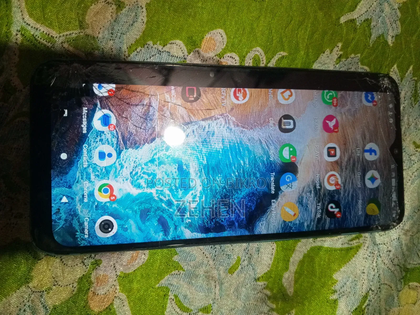 Symphony Z47 64 GB Green