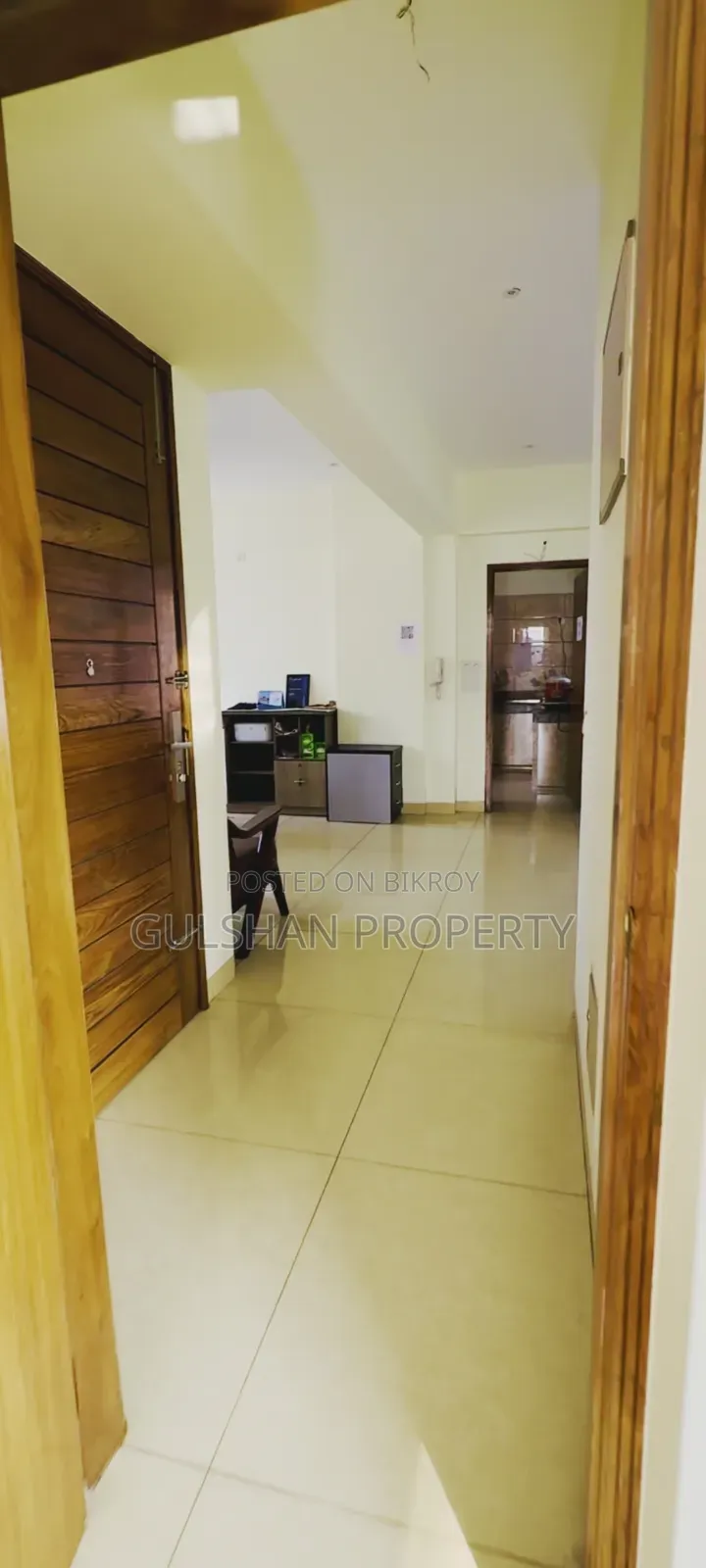 বনানীতে ২০০০ বর্গফুটের বিলাসবহুল অফিস ভাড়া