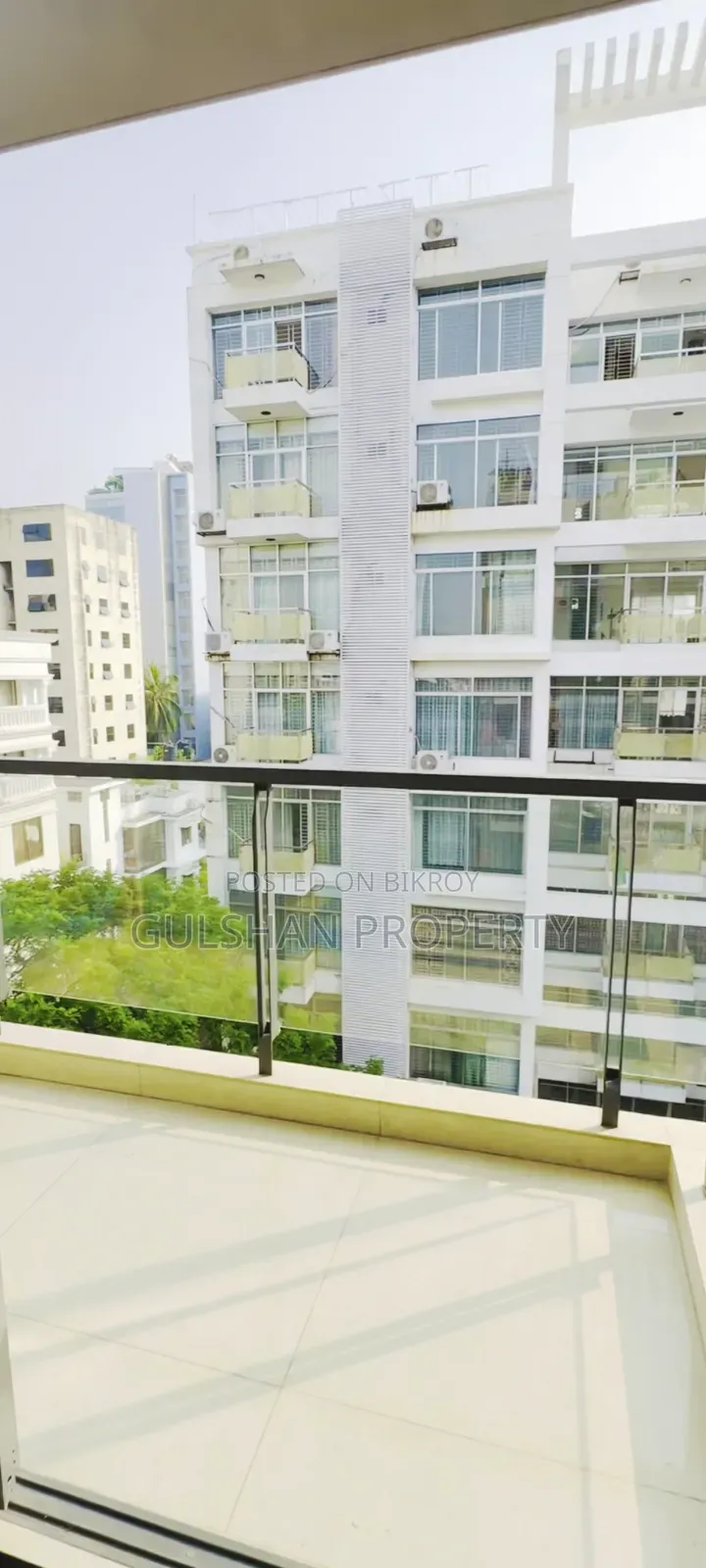বনানীতে ২০০০ বর্গফুটের বিলাসবহুল অফিস ভাড়া