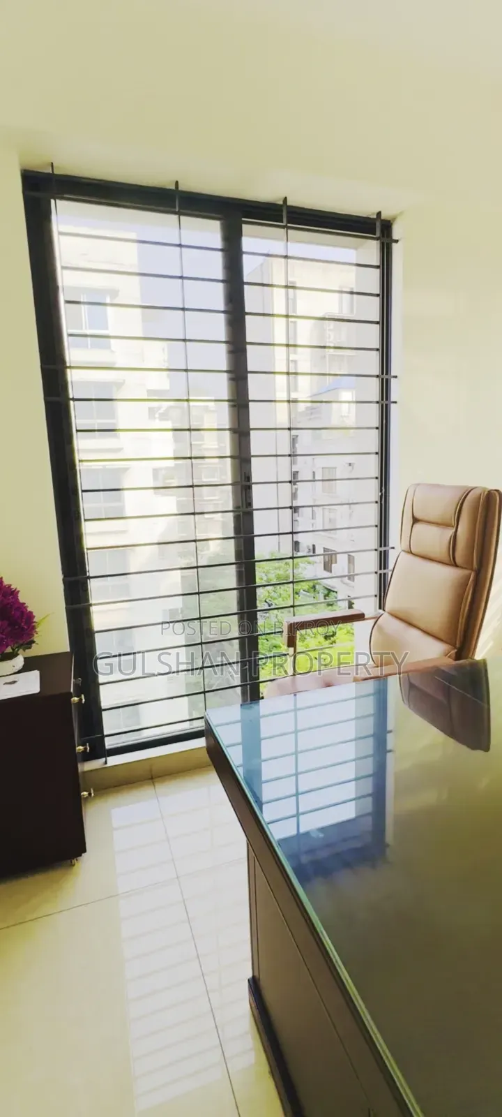 বনানীতে ২০০০ বর্গফুটের বিলাসবহুল অফিস ভাড়া