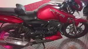 TVS Apache RTR 160 2V 2018 Red