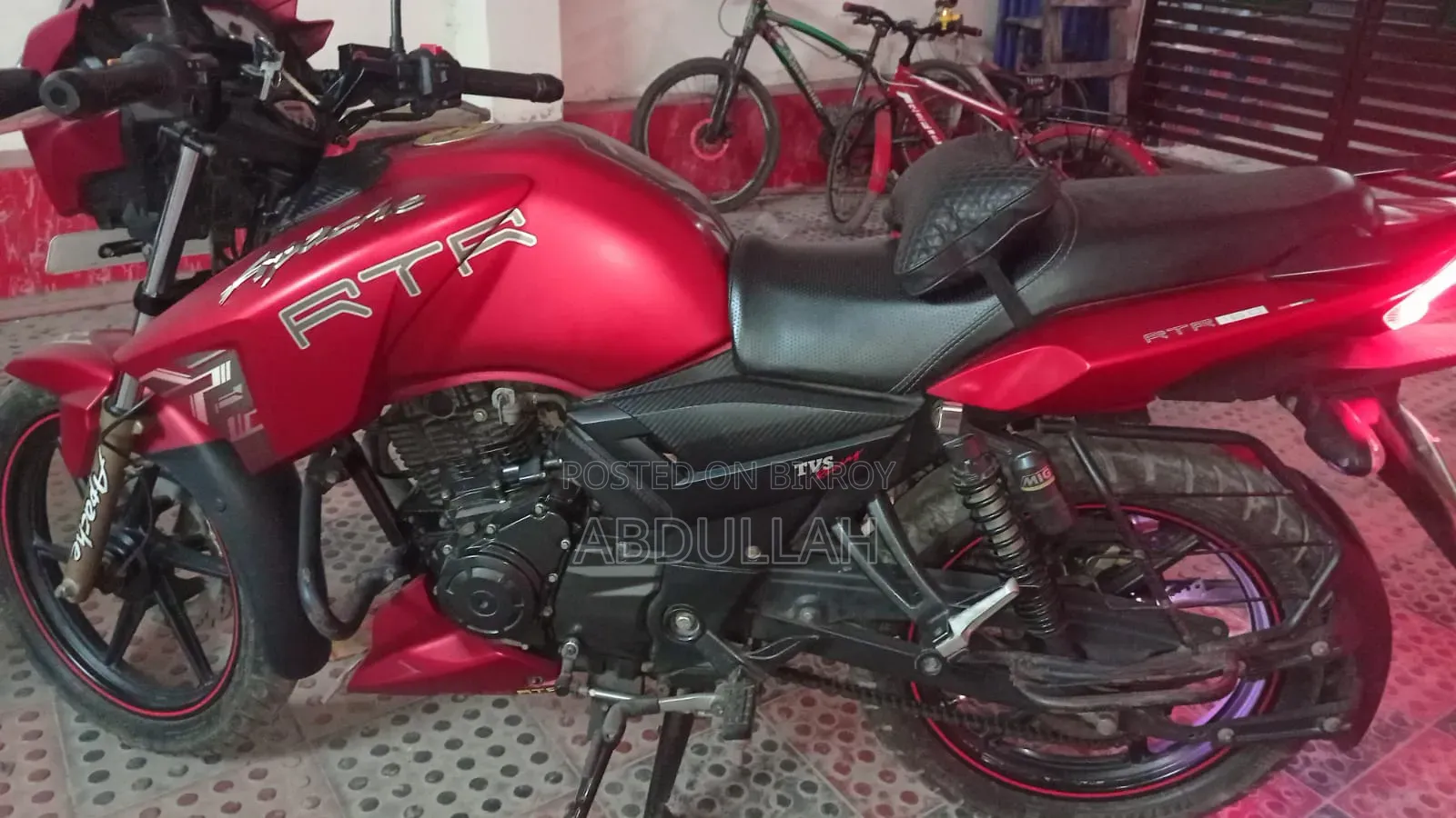 TVS Apache RTR 160 2V 2018 Red