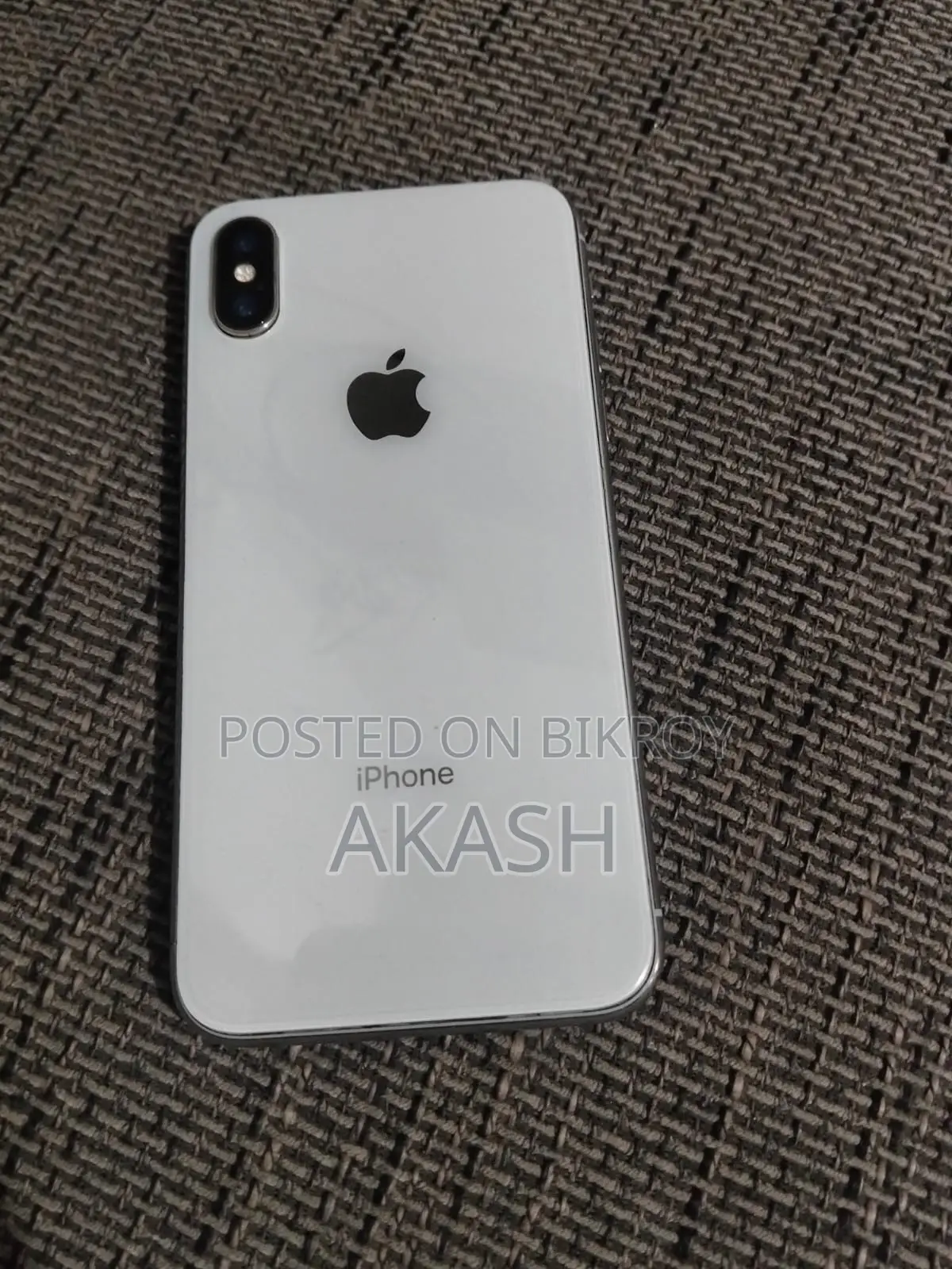 Apple iPhone X 64 GB White