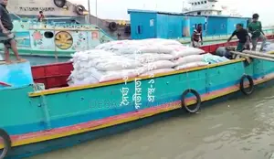 মালবাহী ট্রলার স্টিল বডির