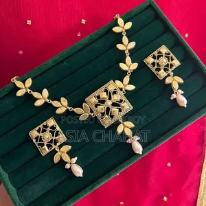   সৌন্দর্যের ছোঁয়ায় ফুটুক আপনার প্রতিটি মুহূর্ত