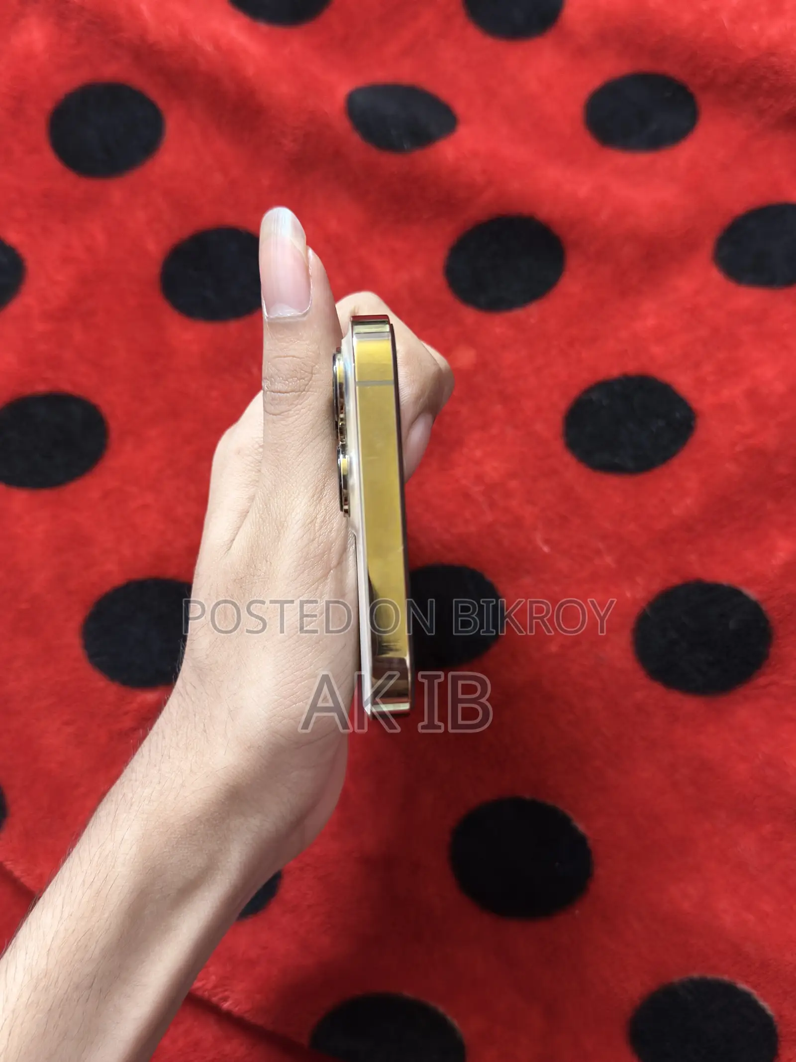অ্যাপল আইফোন ১৩ প্রো ম্যাক্স ২৫৬ জিবি হোয়াইট