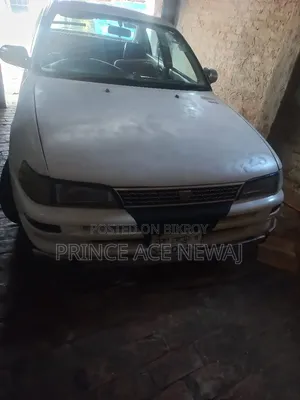 Toyota Corolla Sedan 1993 White