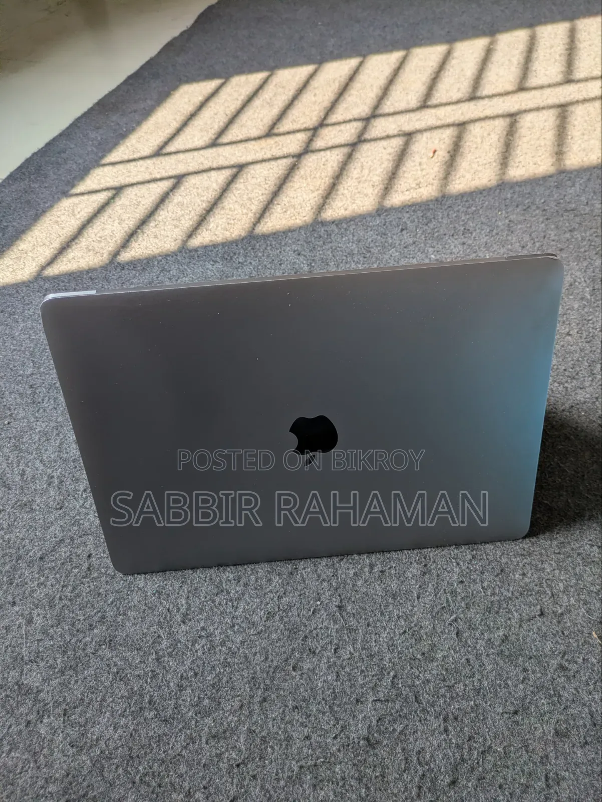 Laptop Apple MacBook Pro 2020 M1 16GB Apple M1 Pro SSD 512GB