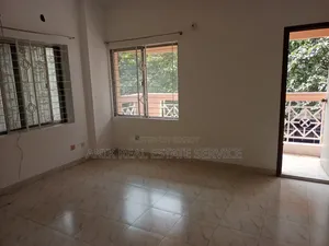গুলশানের অনিক রিয়েল এস্টেটে ৩ বেডরুমের অ্যাপার্টমেন্ট ভাড়ার জন্য