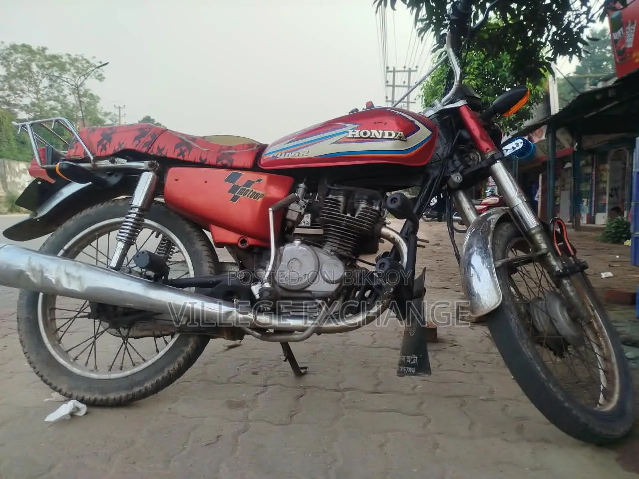 Honda 2002 Red