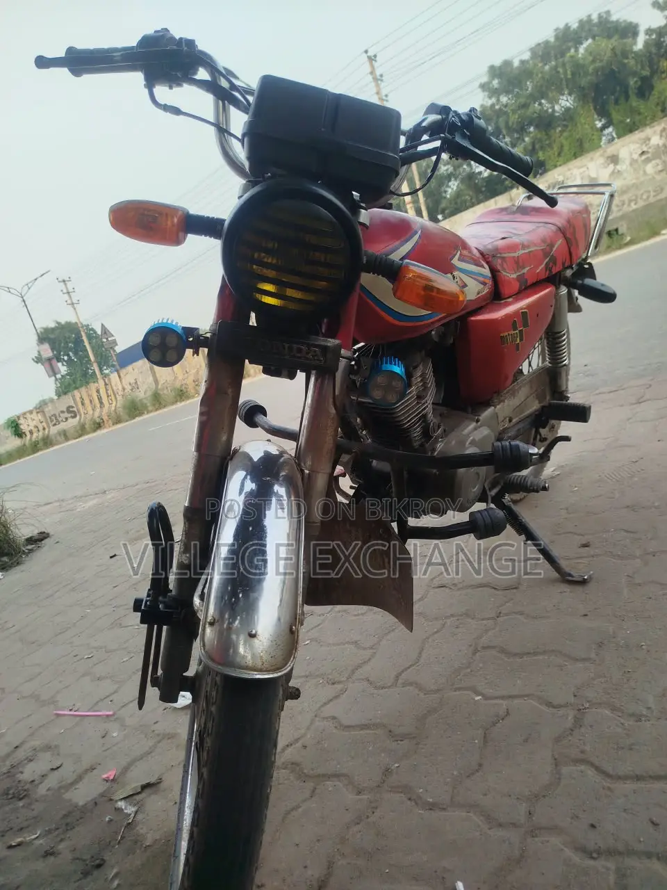 Honda 2002 Red