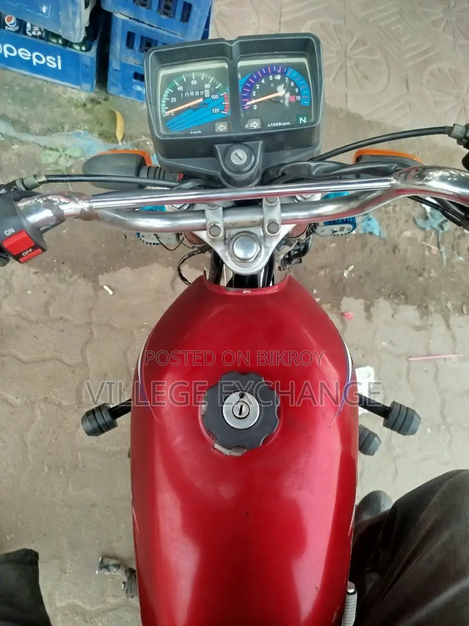 Honda 2002 Red