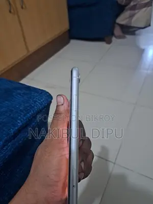 Apple iPhone XR 128 GB White