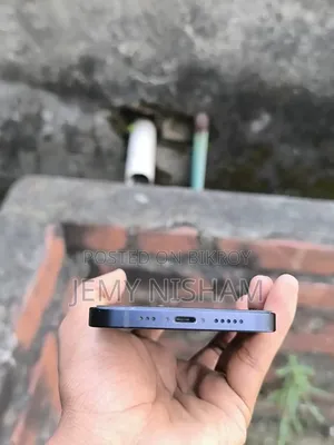 Apple iPhone 12 64 GB Black