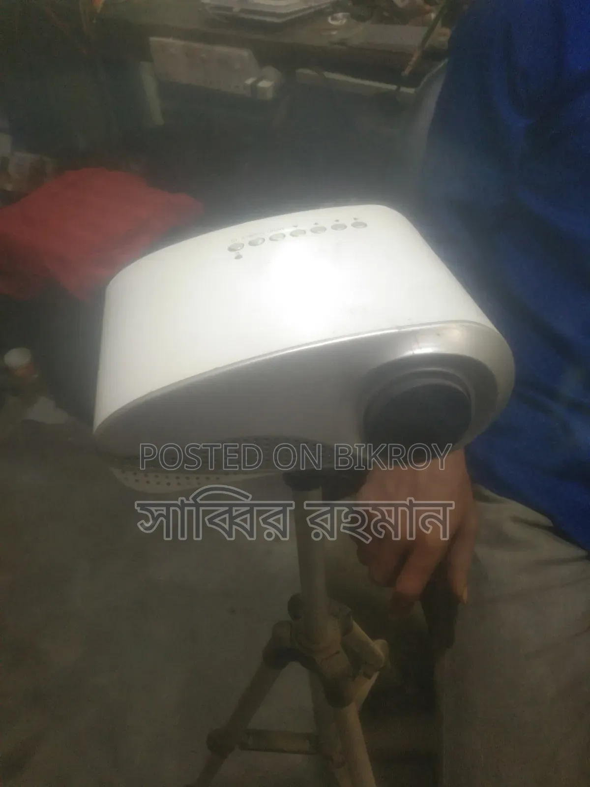 মিনি এলইড প্রজেক্টর