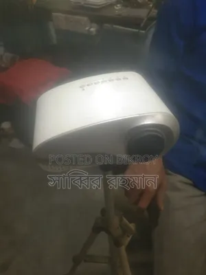 মিনি এলইড প্রজেক্টর