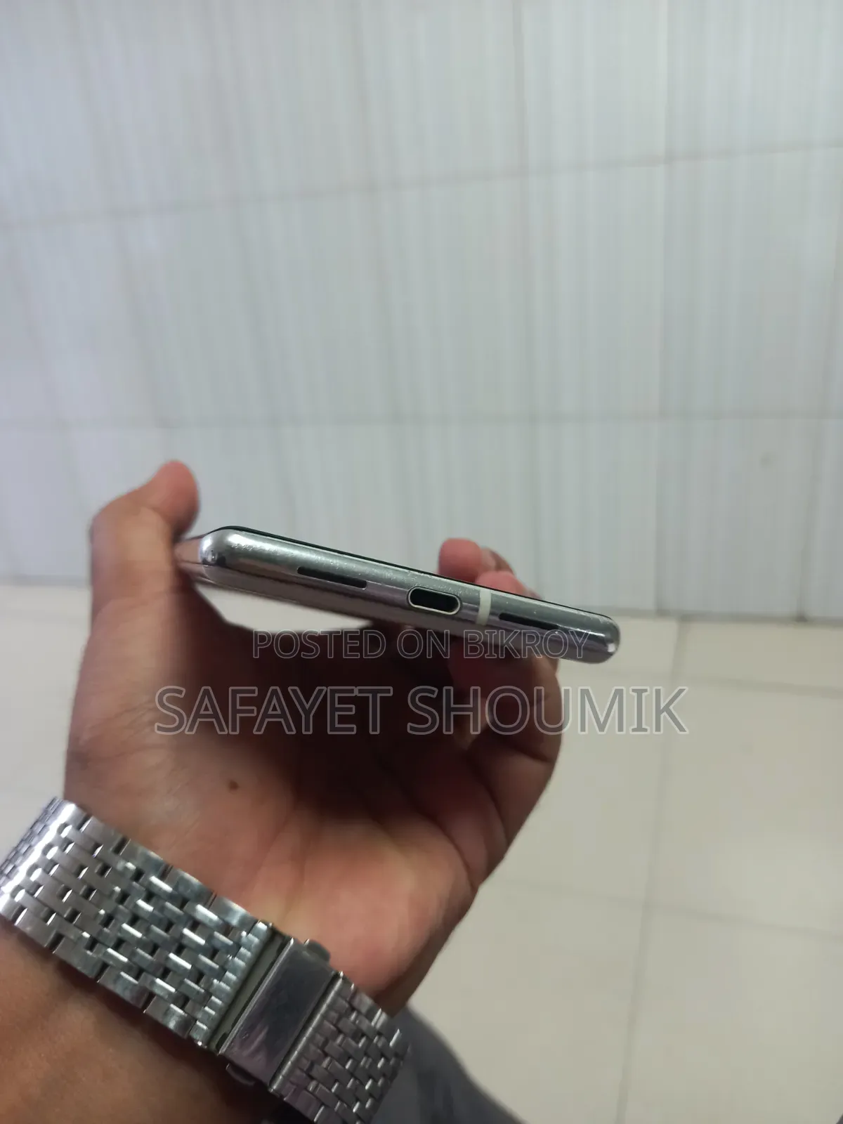 গুগল পিক্সেল ৬ প্রো ১২৮ জিবি হোয়াইট