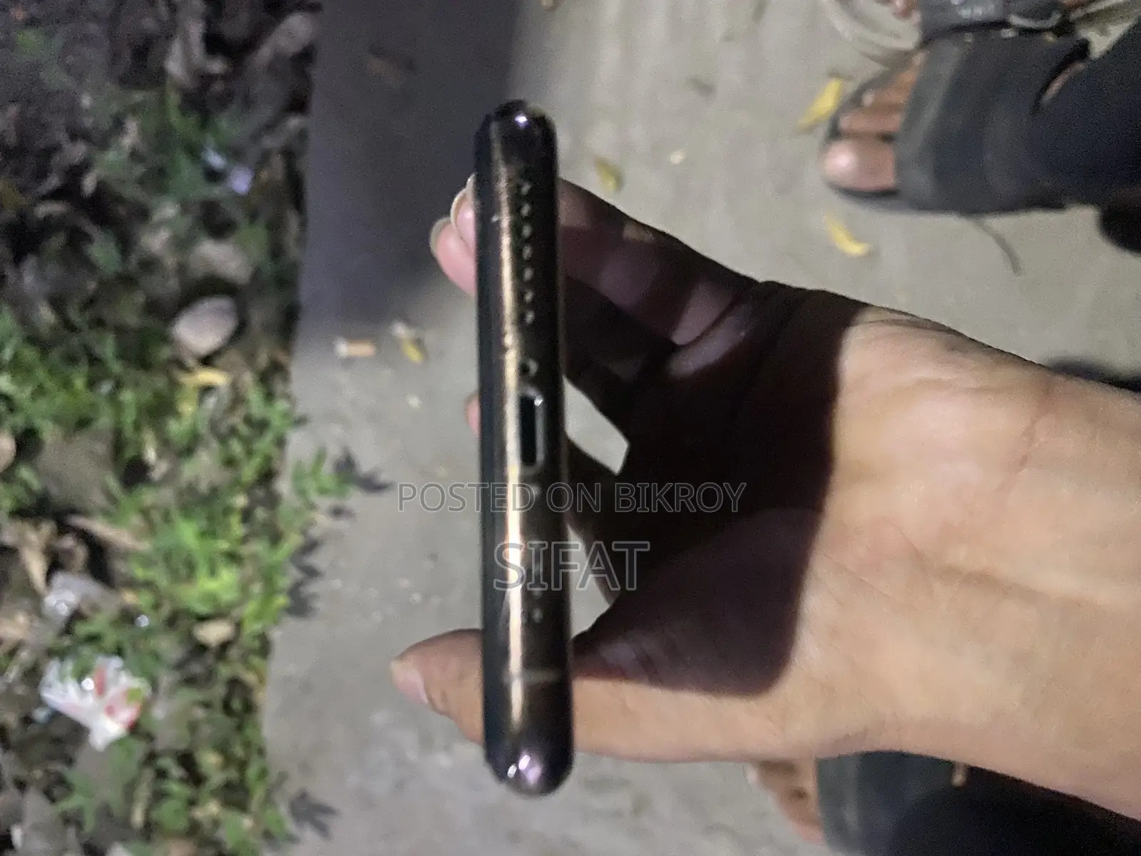 অ্যাপল আইফোন ১১ প্রো ম্যাক্স ৬৪ জিবি গোল্ড