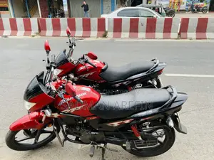 হিরো গ্ল্যামার বিএস৪ ২০২২ লাল