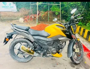New TVS Raider 125 2022 Yellow