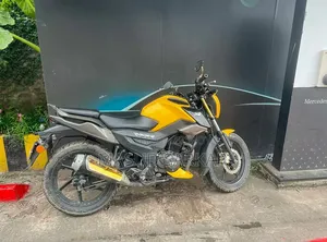 New TVS Raider 125 2022 Yellow