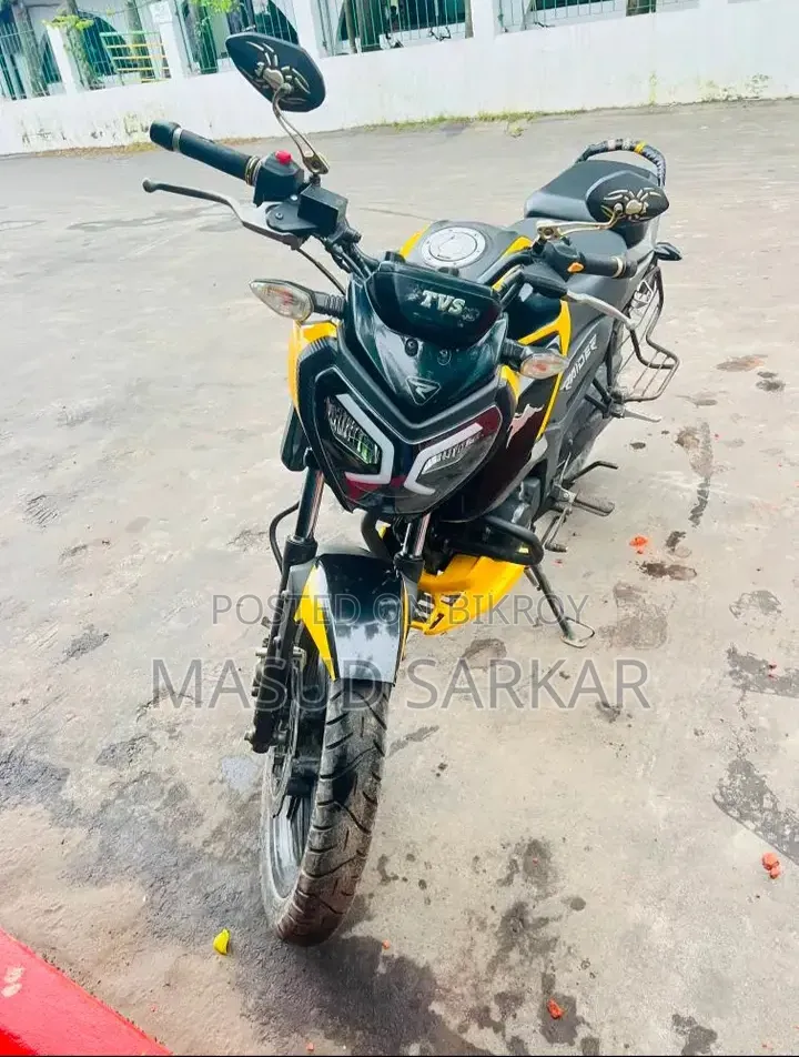 New TVS Raider 125 2022 Yellow